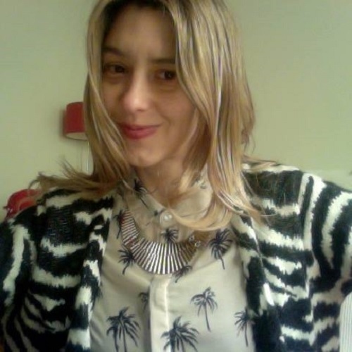 Sara Maia, painter at zet gallery