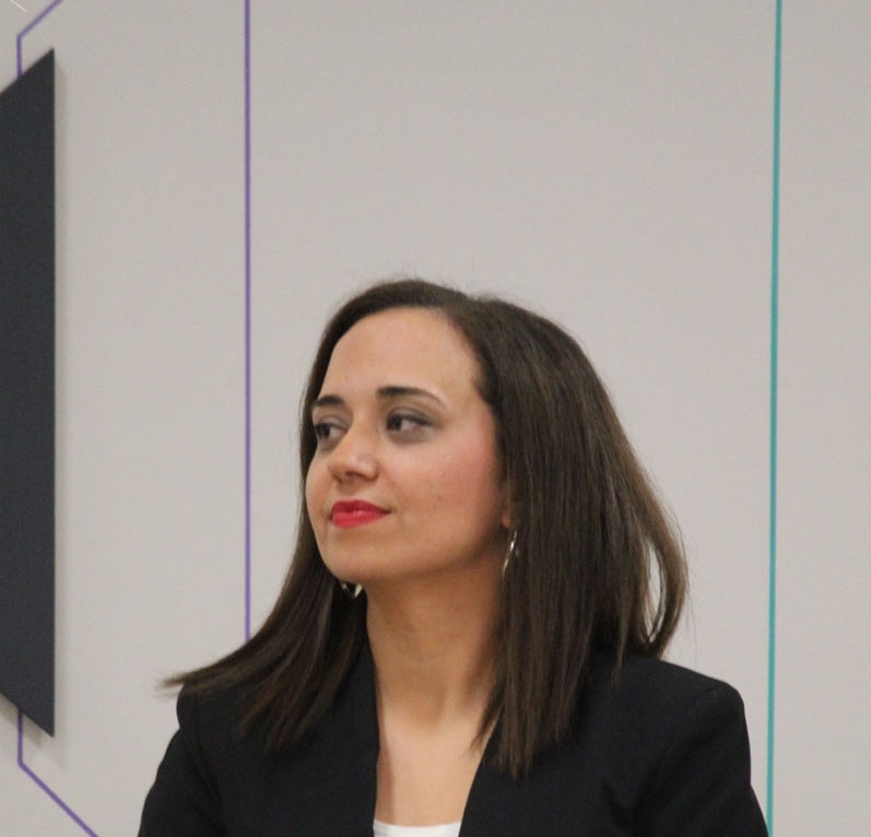 Fátima Santos, painter at zet gallery
