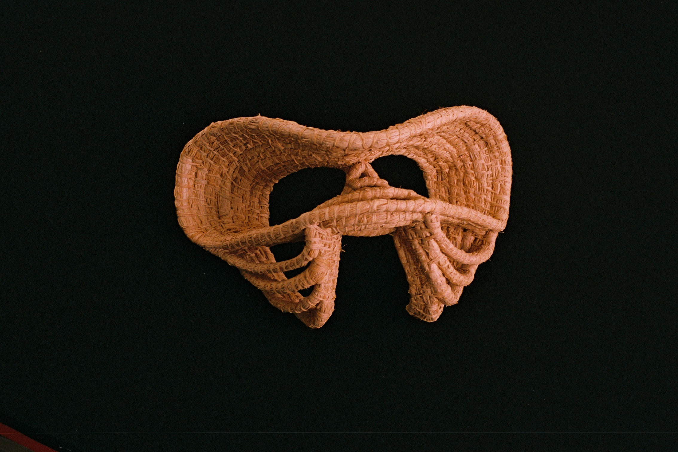 MÁSCARA 712, original Abstract Mixed Technique Sculpture by António  Jorge