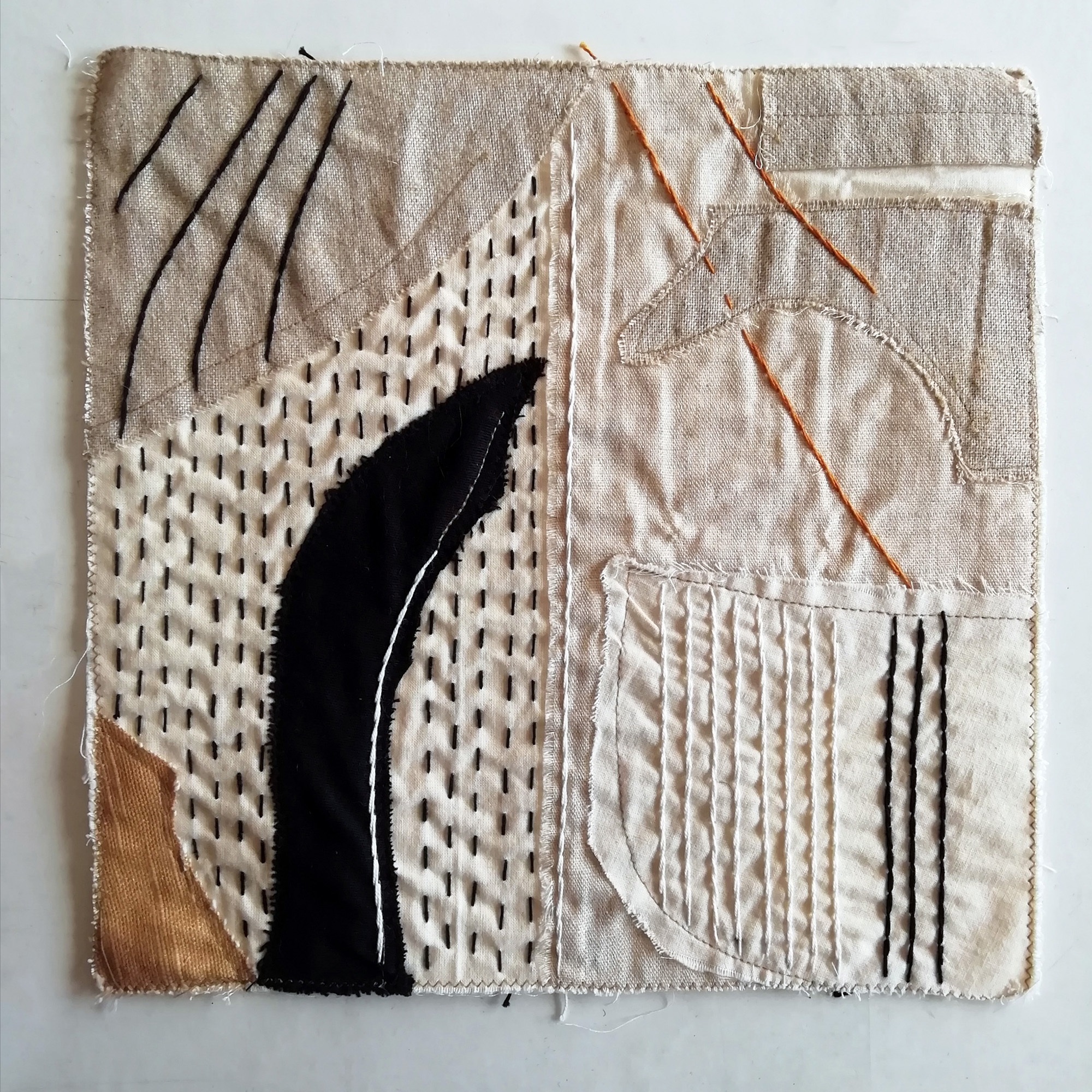 ADVENTO - fragmento #18, original Man Tissue Sculpture by Vânia Kosta