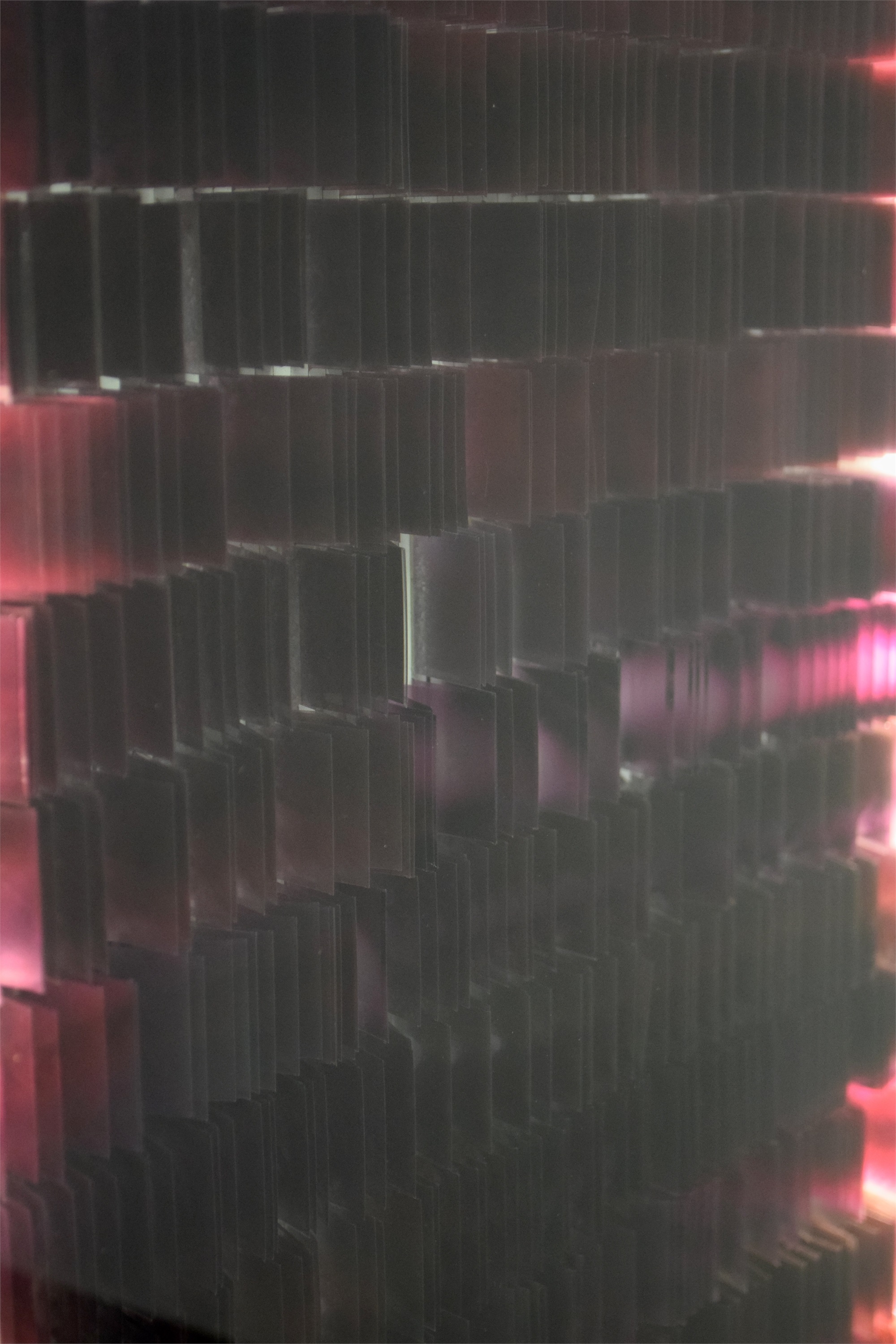 Uma pequena falsa origem, original Resumen Técnica Mixta Escultura de joana pitta