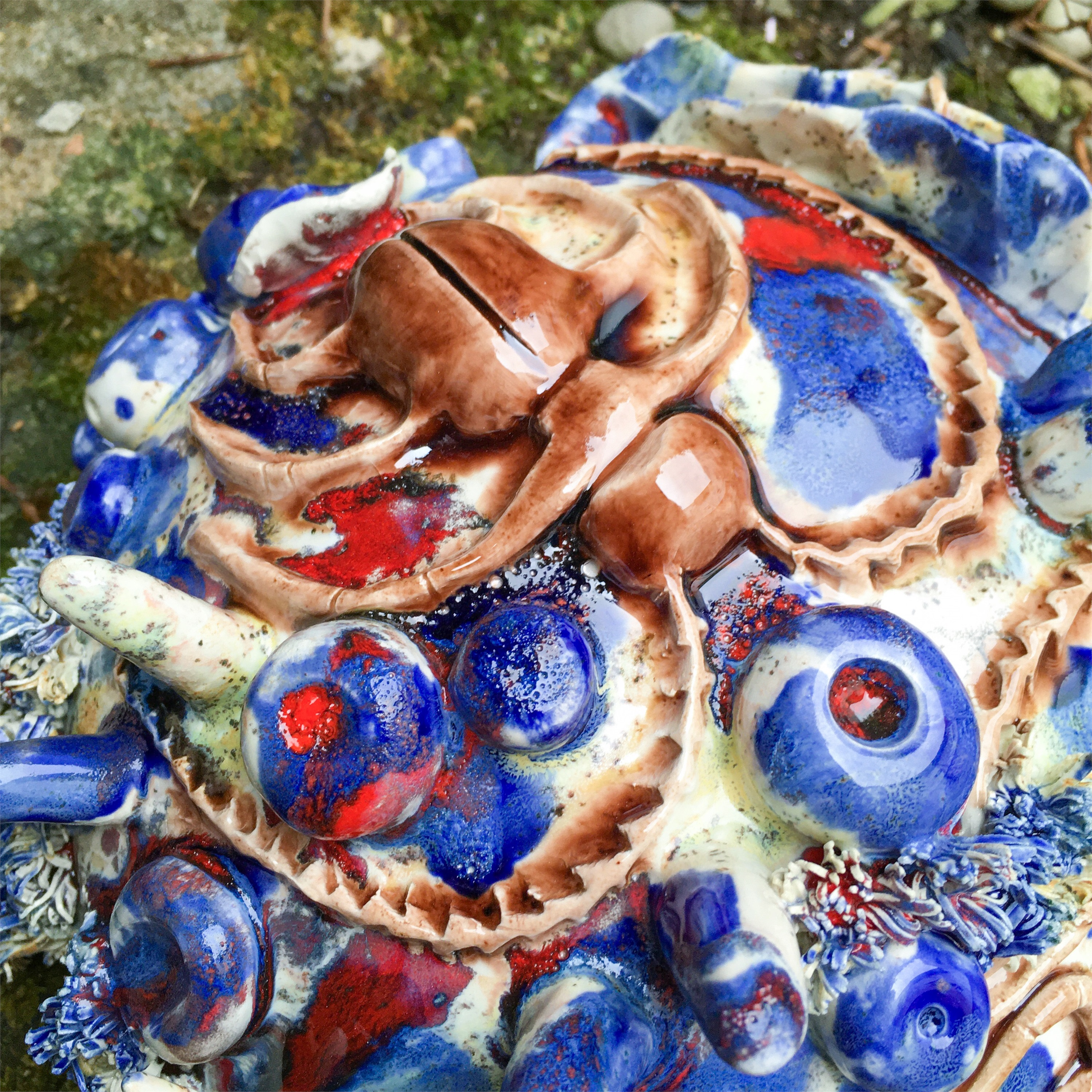 Cerambyx Cerdo, Escultura Cerâmica Figura Humana original por Mariana Jerónimo