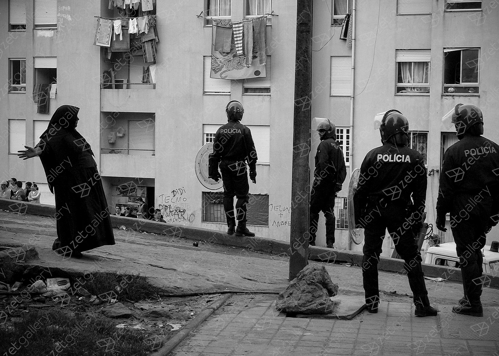 Porto, 2003, original Man Analog Photography by Alfredo Cunha