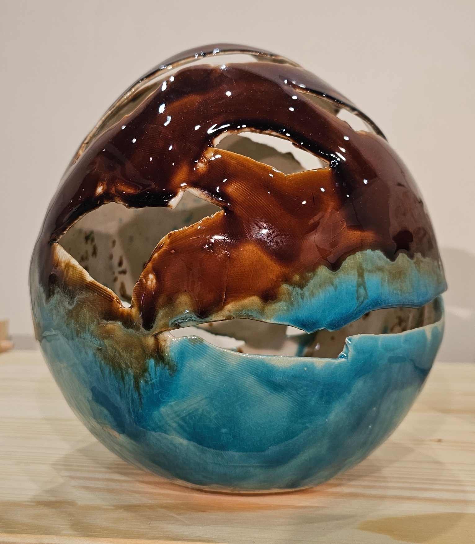 Ovo I, original Human Figure Ceramic Sculpture by Ana Sousa Santos